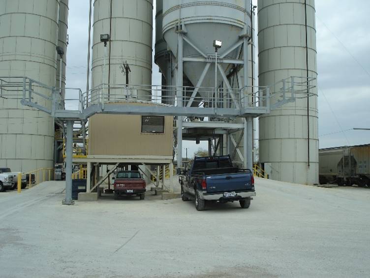 090318 Top Of Silos 004